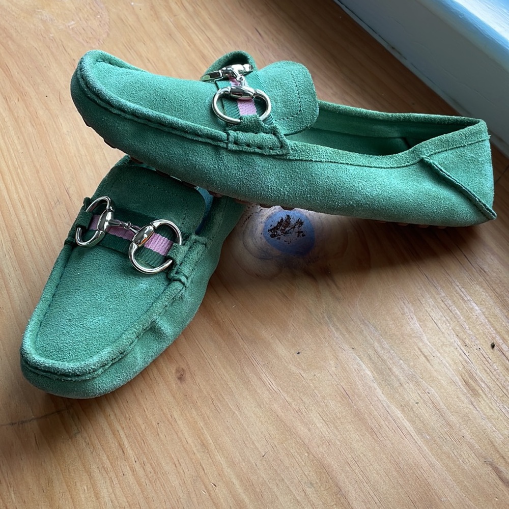 Gucci Green Suede Horsebit Moccasins with Pink Accent - Picture 3 of 7